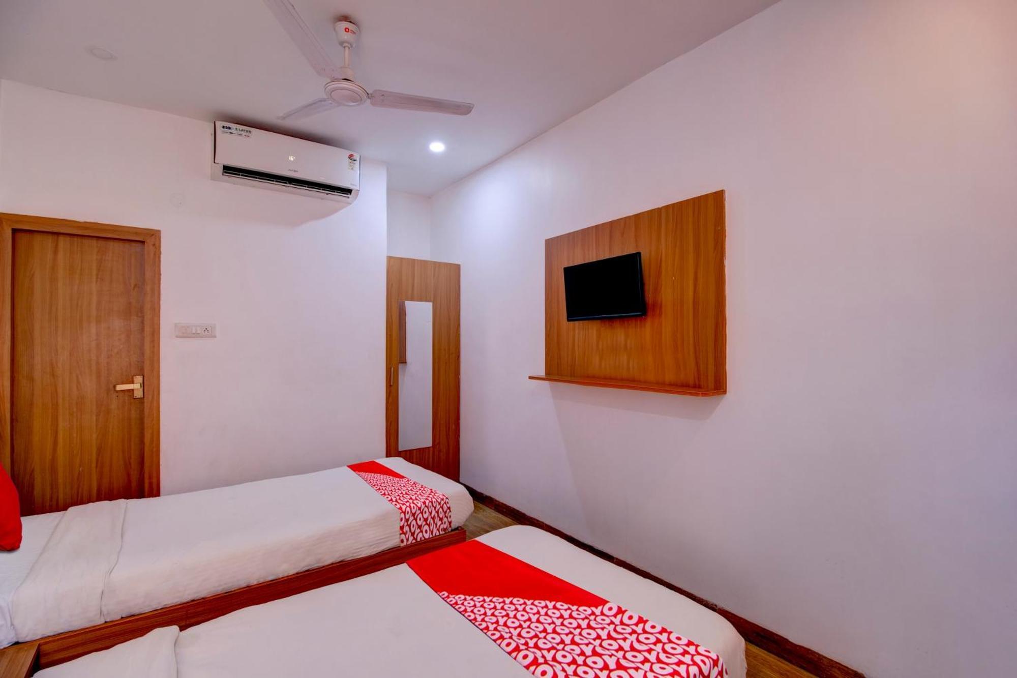 Hotel O Hill View Residency Near Aca Stadium Guwahati Exterior foto